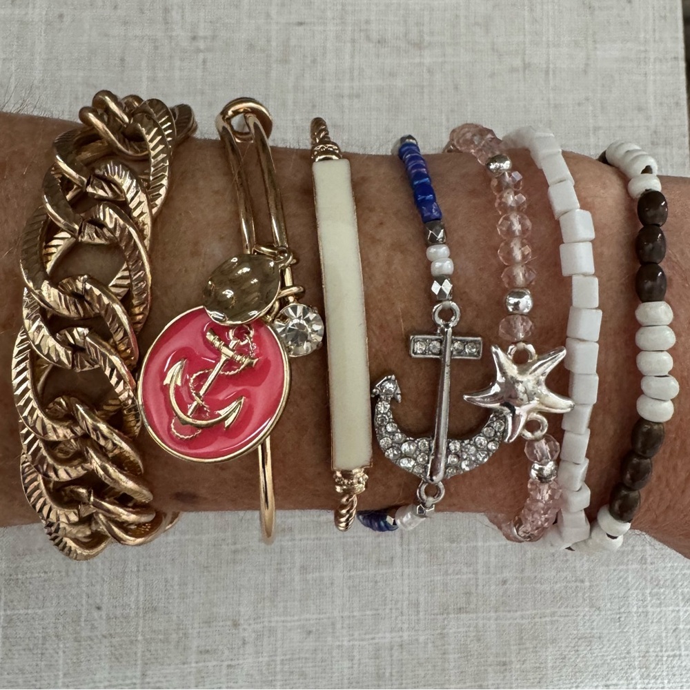NEW Pink Anchor Gold Charm Bracelet NWOT Coral Nautical Diamond Bangle